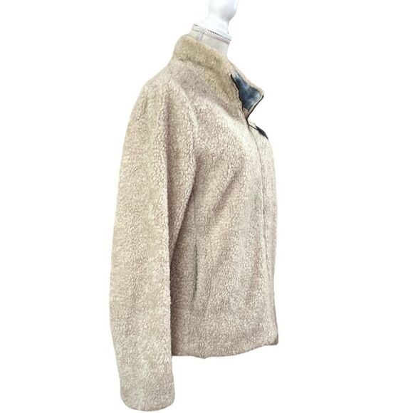 Pendleton Women’s Fuzzy Sherpa Jacket in Size S - Picture 3 of 9